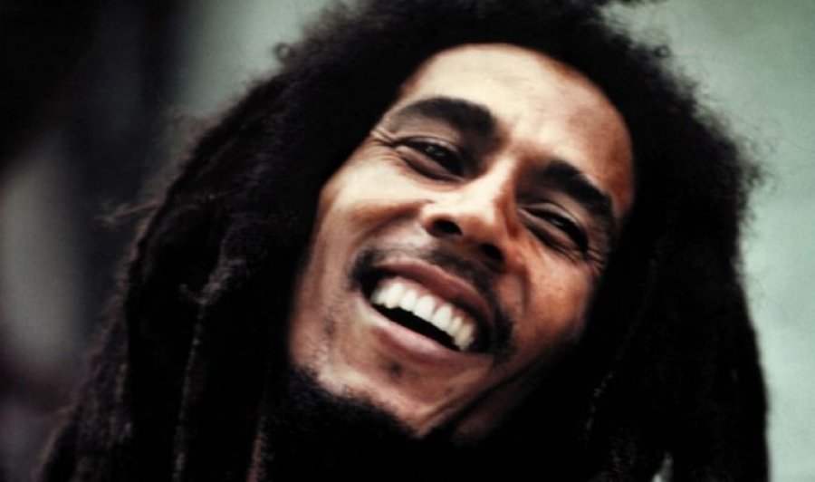 “Dashuria asnjëherë nuk do të na lë vetëm”, shprehjet e njohura të Bob Marley