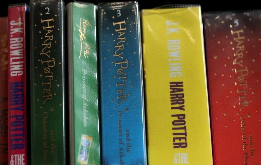Shitet për 21 mijë euro edicioni i rrallë i botimit Harry Potter