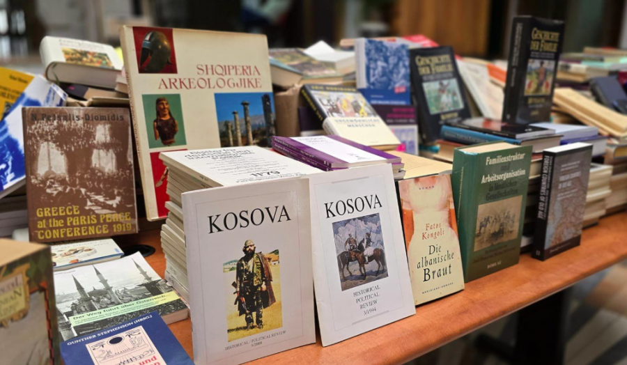 Biblioteka “Kongresi i Manastirit” në Klinë, e pasur me 33 mijë ekzemplarë