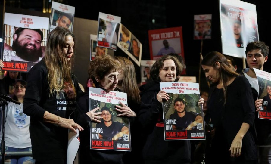 Hamasi publikon emrat e pengjeve që pritet të lirohen të shtunën