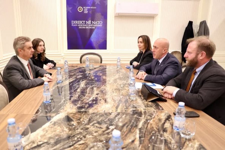 Anëtarësimi i Kosovës në NATO, temë e takimit të Haradinajt dhe Hargreavesit