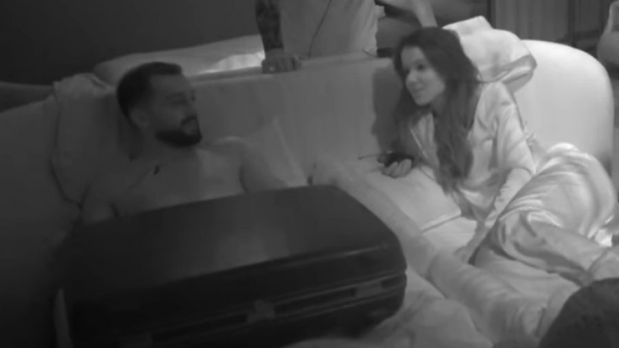 Gjesti pasi Rizarta ndan kufirin e shtratit: Nata është pa kontroll