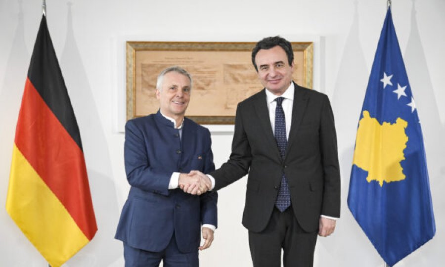 Kurti takon Rohden: ZKM-ja shkurtimisht njofton se diskutuan për zgjedhjet dhe formimin e institucioneve