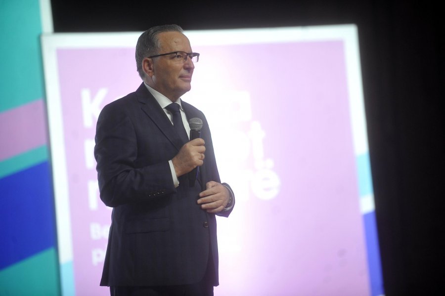 Hamza në Han të Elezit premton rritje 50% të pagave e heqje të sanksioneve