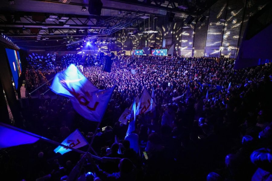 Brenda një dite PZAP-i gjobiti partitë me 35 mijë euro