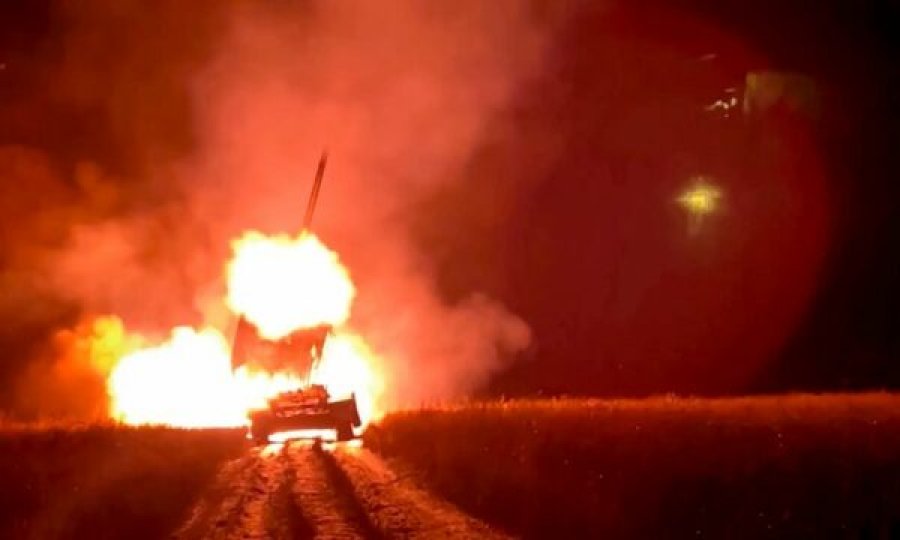 Ukraina godet depo nafte brenda Rusisë