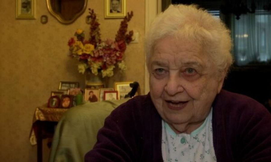 Agnes, e mbijetuara e Aushvicit: Sot bota nën mizori, nuk mësoi nga “ferri i ferreve”