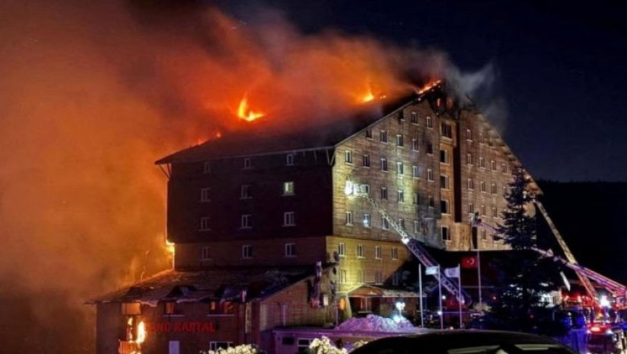 Tragjedia me 66 viktima në Turqi, Erdogani shpall 22 janarin ditë zie kombëtare