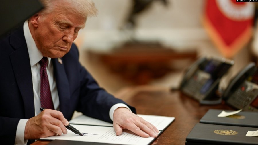 Trumpi do që t’ua mohojë shtetësinë automatike fëmijëve të lindur në SHBA