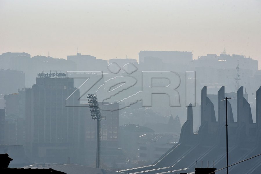 Mjegull e dendur, bëhet thirrje për kujdes në trafik