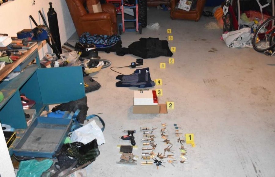 Arrestohet personi që vodhi stoli në vlerë të 168 mijë eurove në një argjendari në Prizren