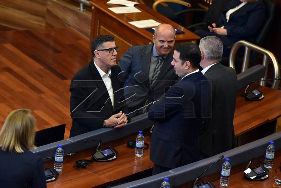 Haziri-Kurtit për dyshimet e nënshkrimeve: E kemi bërë të qartë se Osmani mund të jetë kandidate