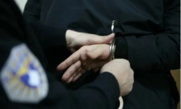 Sulmoi tre persona, arrestohet i dyshuari në Prishtinë