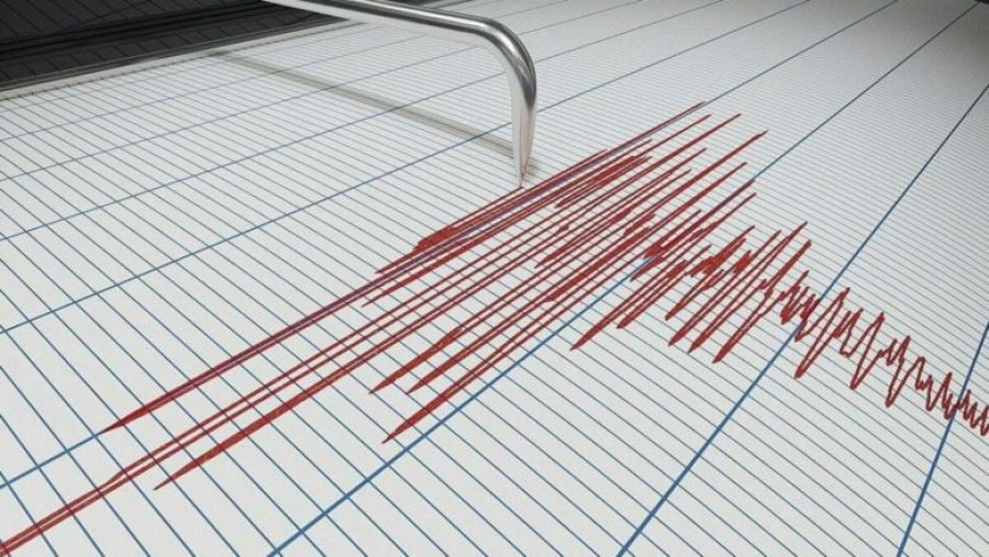 Një tërmet me magnitudë 7.0 godet Indonezinë