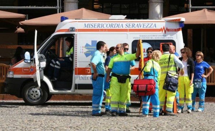 Itali: 20-vjeçari shqiptar plagoset rëndë me thikë
