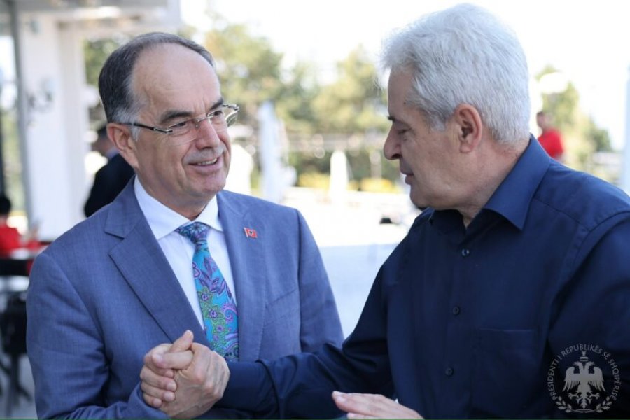 Begaj takohet me Ahmetin: Shqiptarët e Maqedonisë së Veriut, mbështetës të palëkundur të Shqipërisë