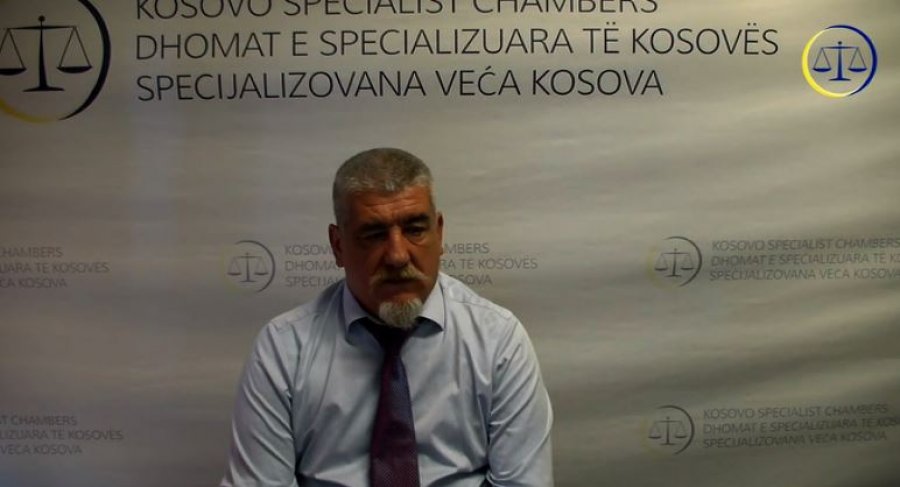 Pjetër Shala refuzon kërkesën e trupit gjykues për ngritje në këmbë, ndërpritet për pak minuta seanca gjyqësore ndaj tij