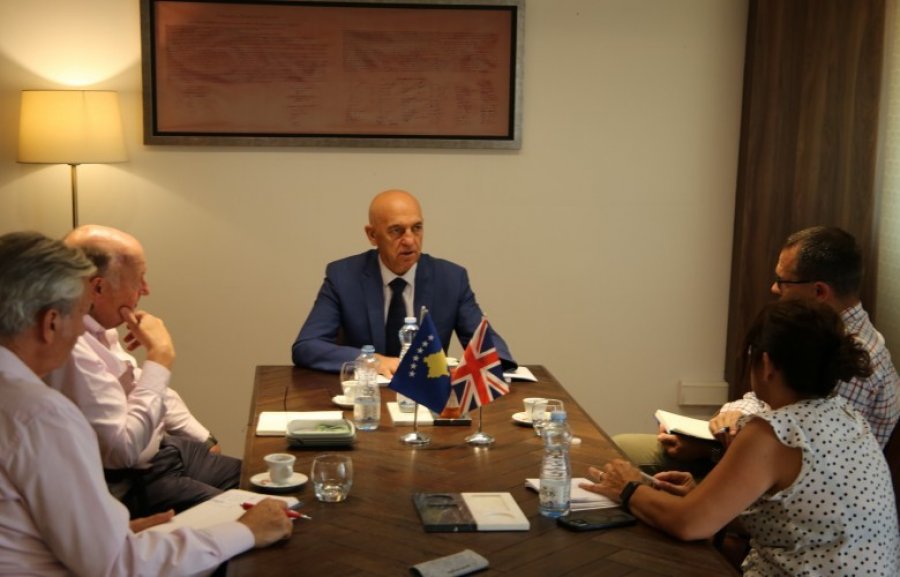 Kelmendi diskuton për reforma në gjyqësor me delegacionin nga MB-ja