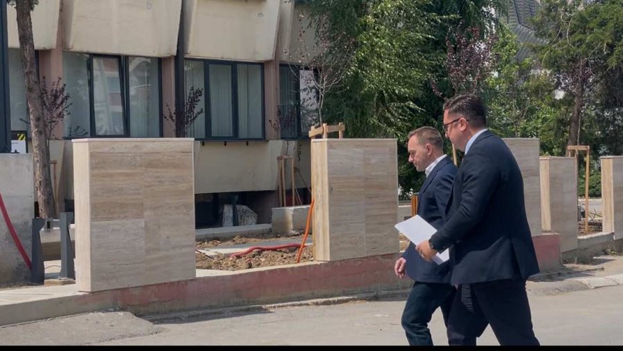 LDK-ja dorëzon në Prokurorinë Speciale vendimin e Gjykatës Supreme për çështjen e arkave fiskale
