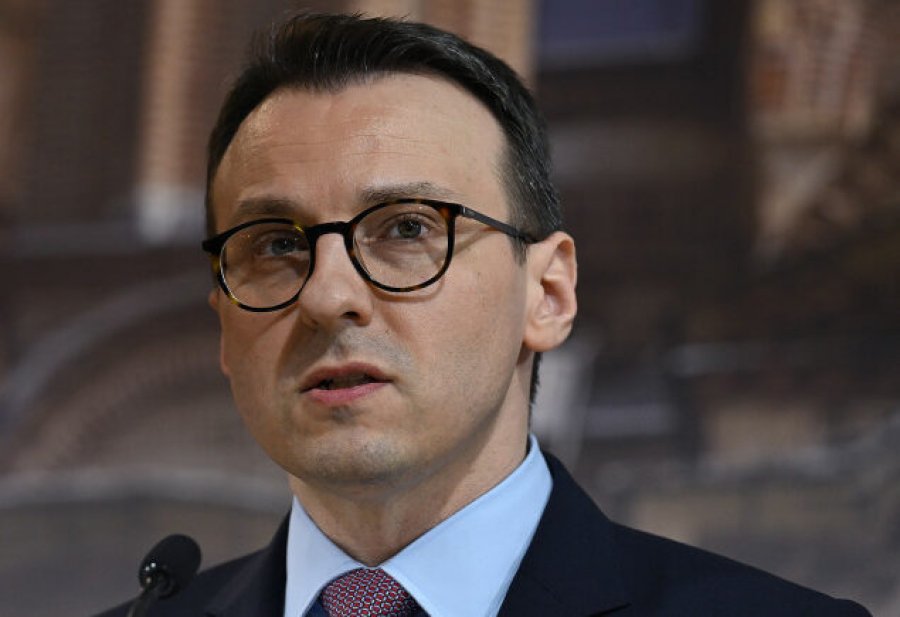 Iu ndalua zëvendësi në Kosovë, reagon Petkoviqi: E njoftova Brukselin
