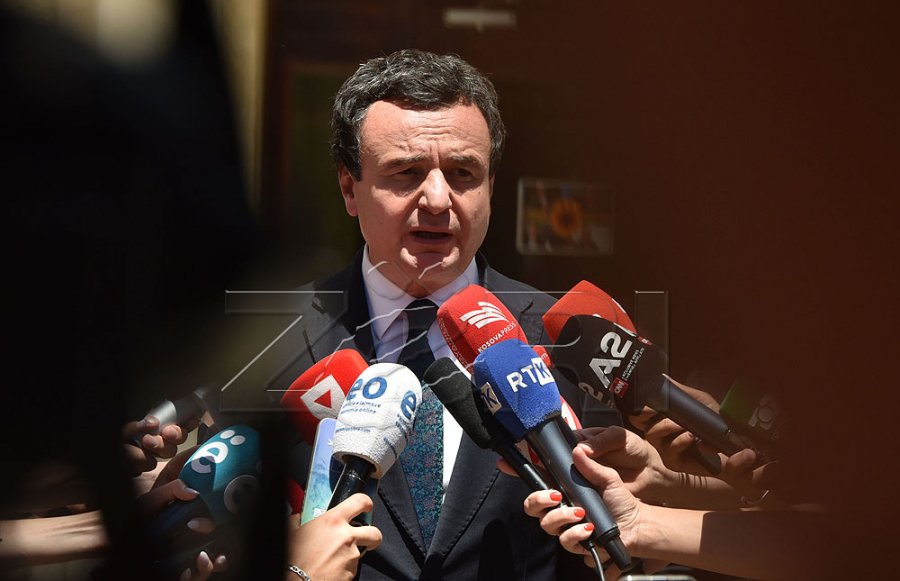 Kurti thërret konferencë për media