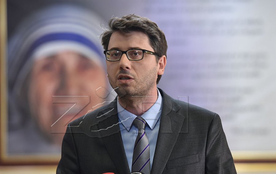 Murati:Në 2017-tën LDK-ja nuk pritej në qeveri, prandaj ministrat liruan zyrat