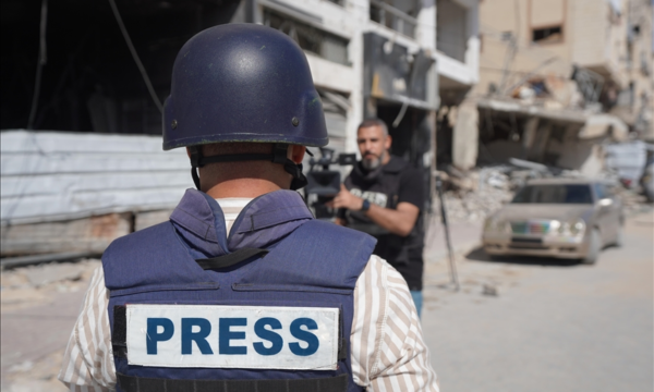 Reporterët pa Kufij: 67 gazetarë u vranë në 12 muajt e fundit