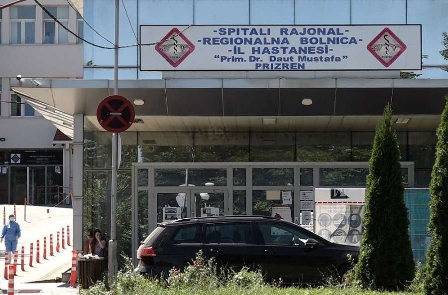 Një 29-vjeçar vdes në Spitalin e Prizrenit, policia nis hetimet
