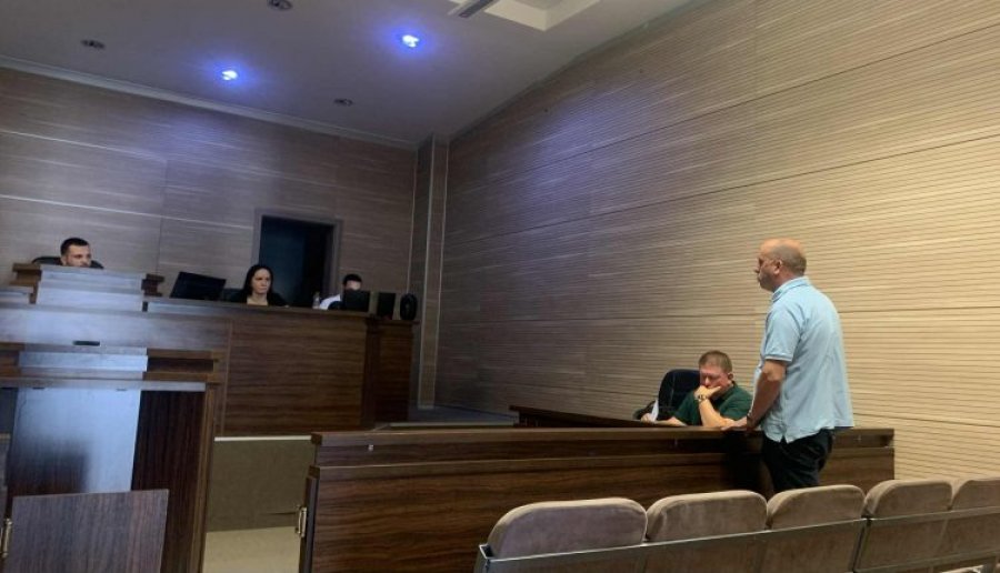 Akuzohet për korrupsion, shtyhet seanca ndaj ish-drejtorit të Arsimit në Drenas