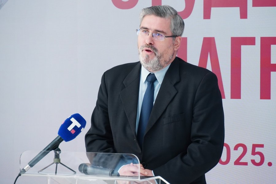 Serbia e gatshme për kompromise të mëdha me Kosovën, thotë ministri serb