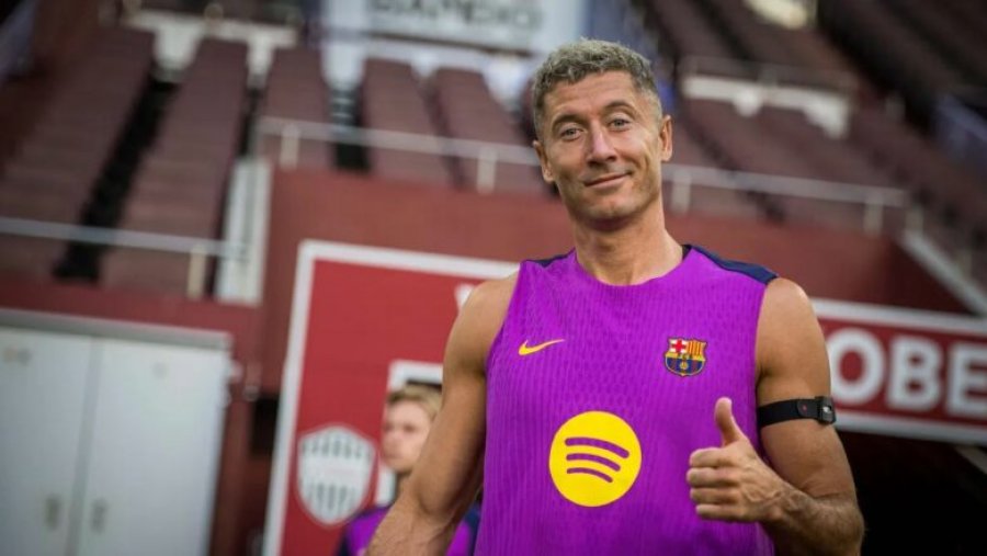 Lewandowski flet për të ardhmen e tij tek Barcelona pas spekulimeve për largim