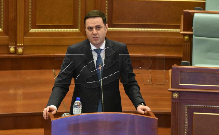 Abdixhiku: Në takim, Kurti na thoshte “çfarë t’i themi Avniut” – popullore i thonë “sillej si mashtrues”
