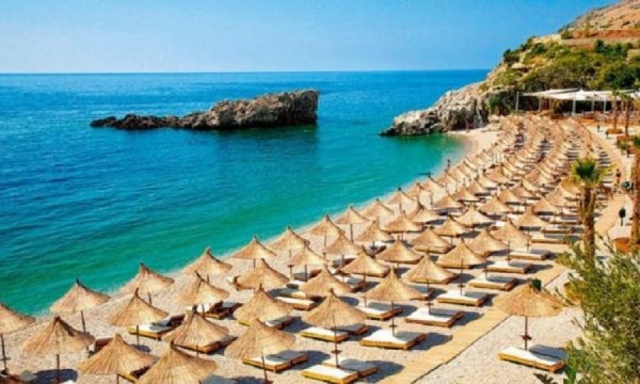 “Forbes” u sugjeron pensionistëve të ardhshëm amerikanë Shqipërinë