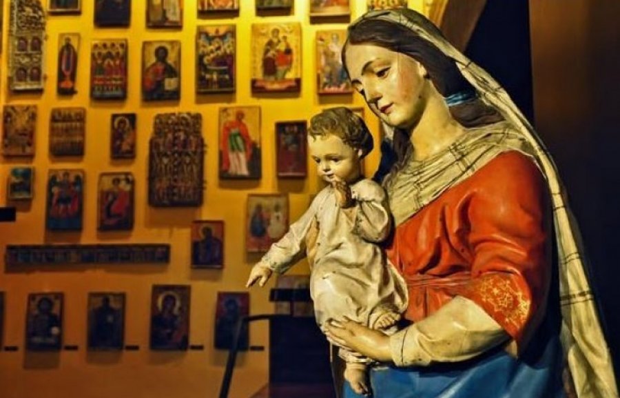 Ekspozitë unike me ikonat shqiptare në Francë