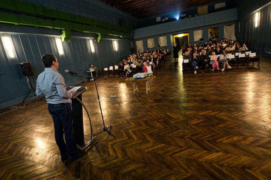 “Lumbardhi” si kujtesë dhe rrjedhë kulturore, Kurti përkrah restaurimin e kinemasë ikonike të Prizrenit