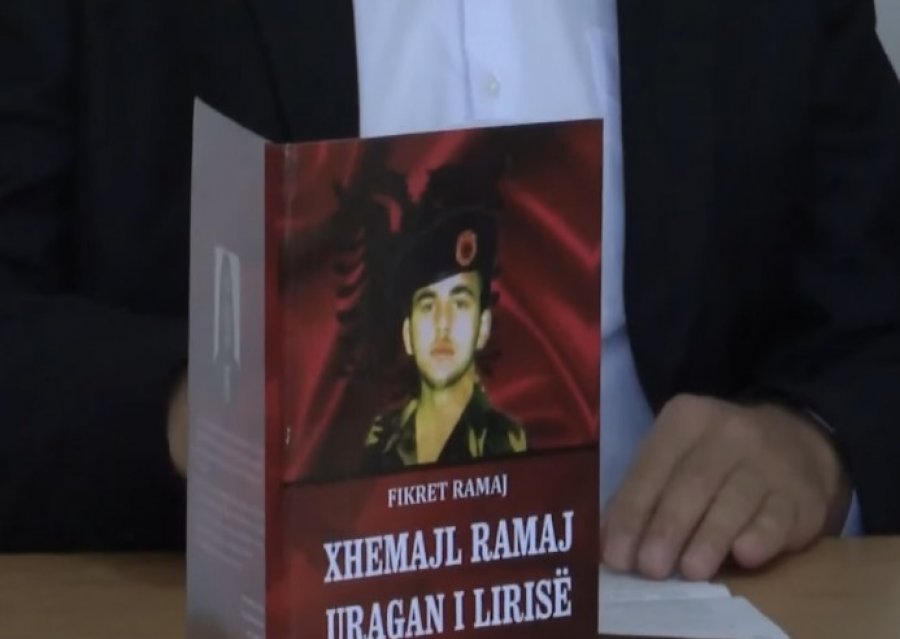 Promovohet libri për dëshmorin Xhemajl Rama, në përvjetorin e rënies së tij