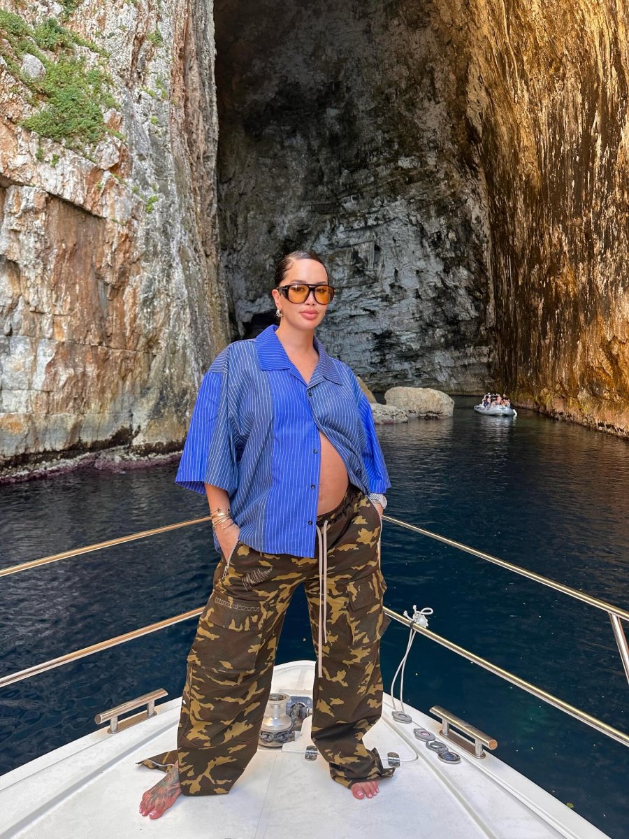 “Daskani do të bëhet vëlla i madh”, Dafina Zeqiri konfirmon shtatzëninë
