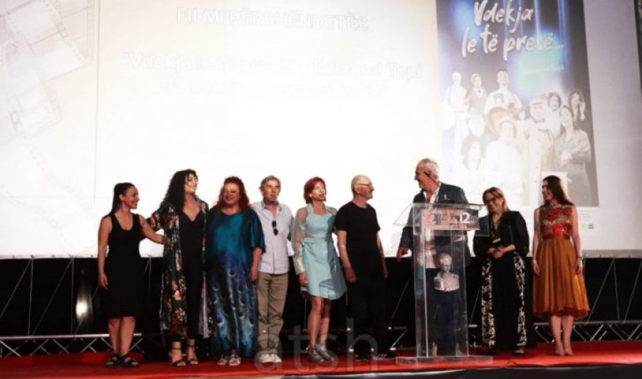 “Dea Open Air”, edicioni i 12-të i festivalit nis me shfaqjen e filmit “Vdekja le të presë”