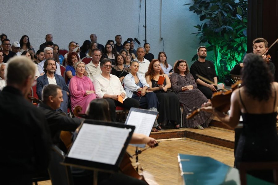 Prishtina inauguron Orkestrën e re, Halimi: Do t’i japë ritëm jetës publike dhe do të ndërtojë ura mes brezash