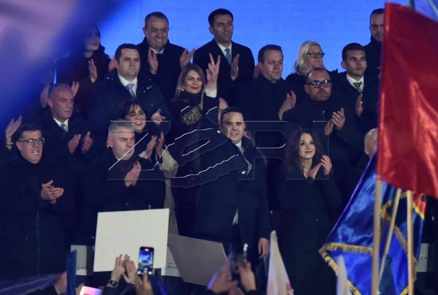 LDK-ja siguron 20 mandate – emrat e deputetëve që ulen në Kuvend