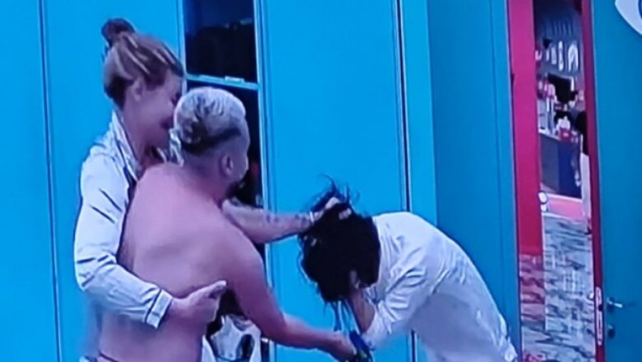 Gjesti e kap nga flokët Eglin?