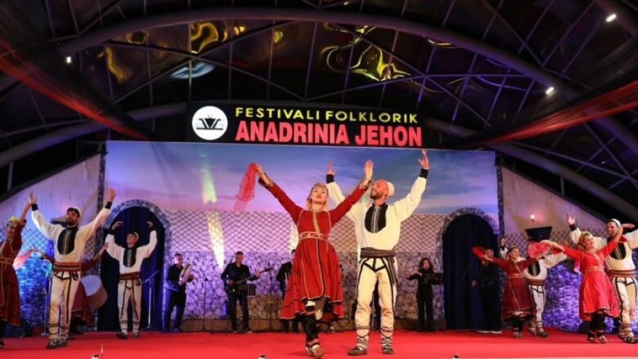 Festivali folklorik “Anadrinia jehon” e përmbyll me sukses edicionin e 24-t
