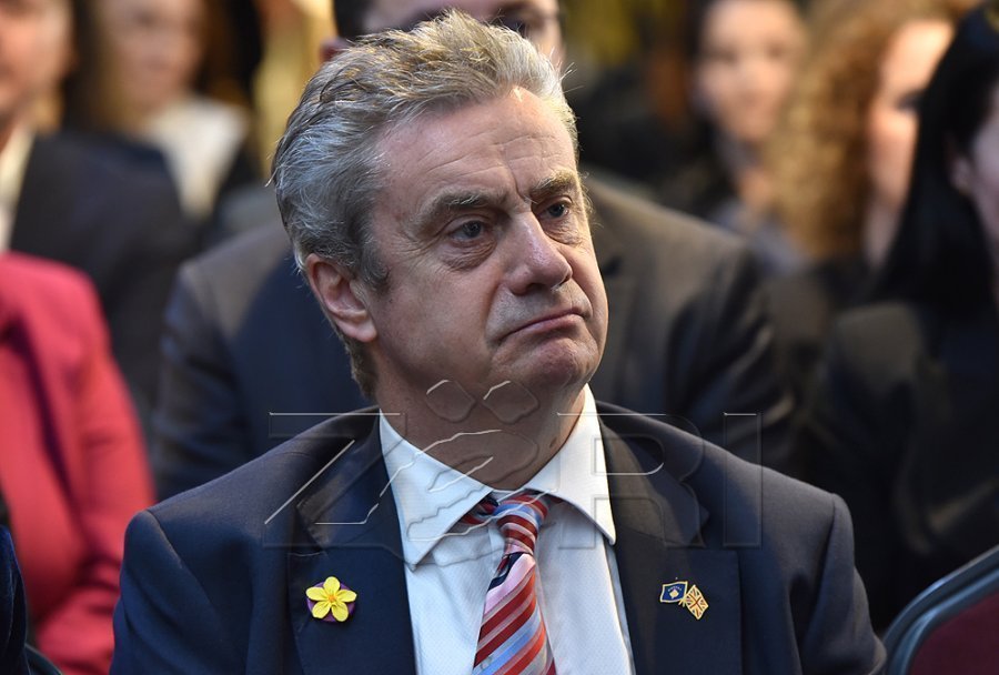 Ambasadori britanik: Politikanët kosovarë të gjejnë zgjidhje deri nesër, ose hyhet në territor të panjohur