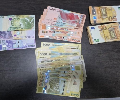 Në Vërmicë konfiskohen 25% e parave të padeklaruara të një udhëtari