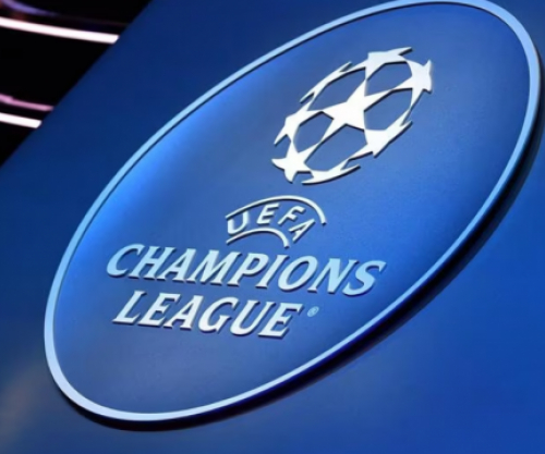 Formacionet zyrtare: Napoli – Frankfurt dhe Slavie Prague - Arsenal