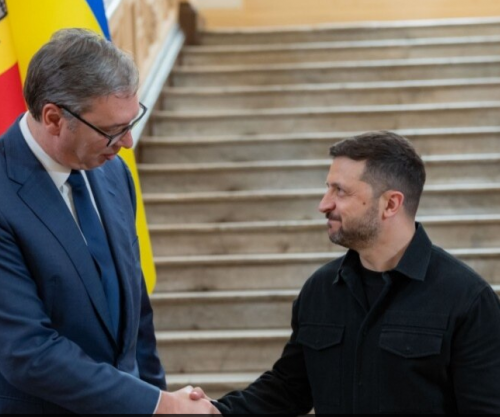 Vuçiqi bisedon me Zelenskyn për “agjendën ndërkombëtare”