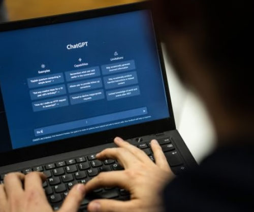 Përdorimi i inteligjencës artificiale nga studentët, një fenomen gjithnjë e më i shpeshtë