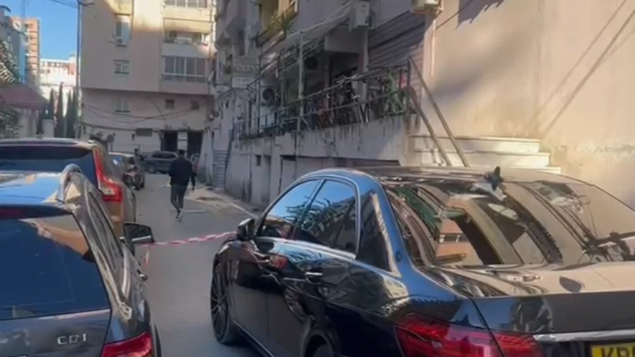 Një person i jep fund jetës në Tiranë, hidhet nga pallati