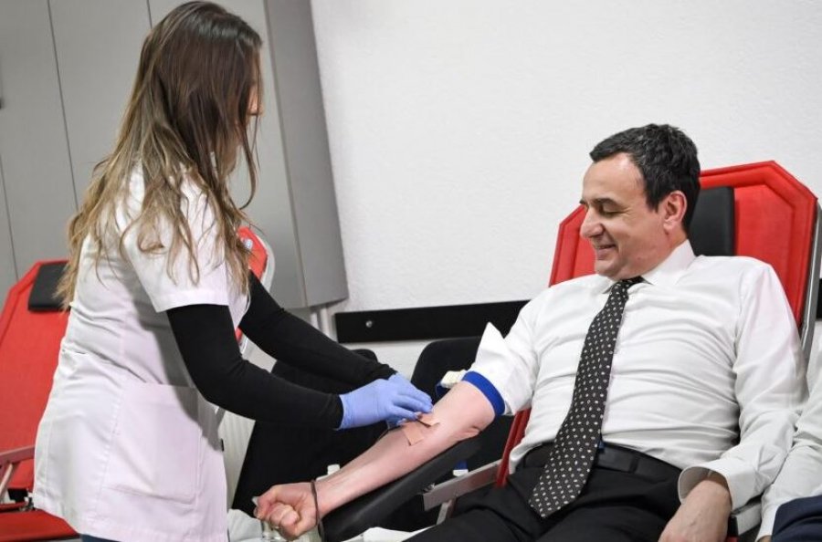 Vetëvendosja dhuron gjak në kujtim të Astrit Deharit