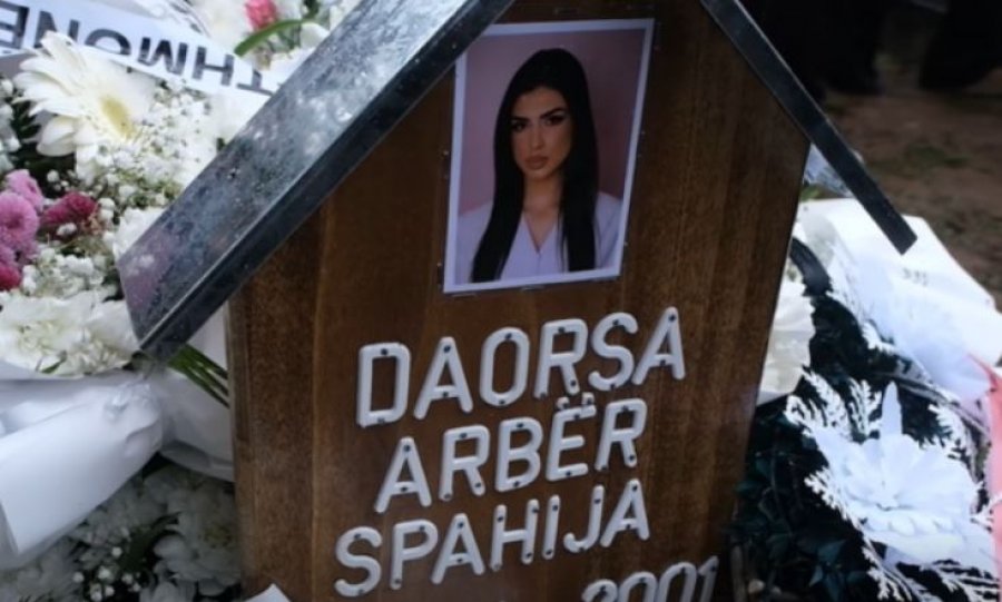 Varroset në vendlindje studentja nga Gjakova që vdiq para dy ditësh në Tetovë